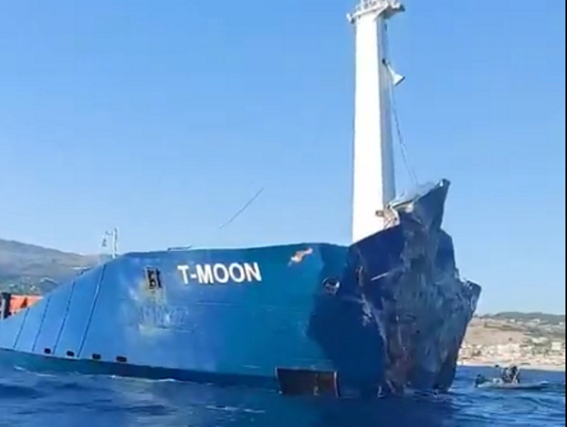 Ρέθυμνο: Ανησυχία για πλοίο με μεγάλη ζημιά – Ελέγχεται “σπιθαμή προς σπιθαμή” (βιντεο)