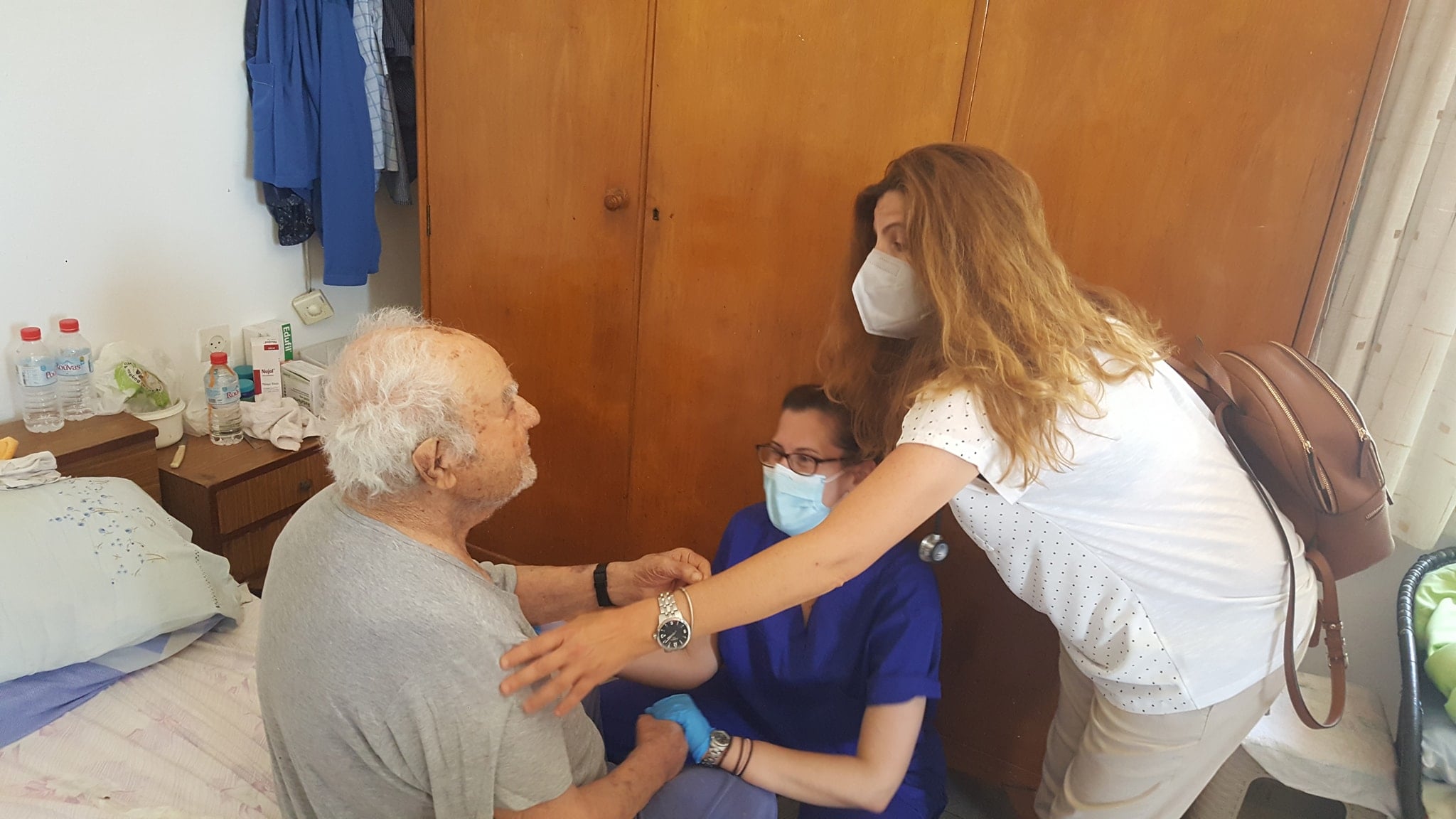 Στην Κρήτη ο πρώτος κατ’ οίκον εμβολιασμός