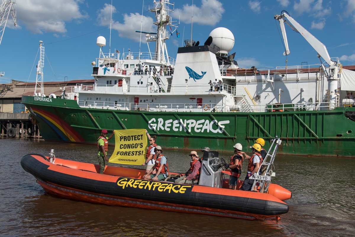 Στην Κρήτη για έρευνες το εμβληματικό πλοίο της Greenpeace: Arctic Sunrise