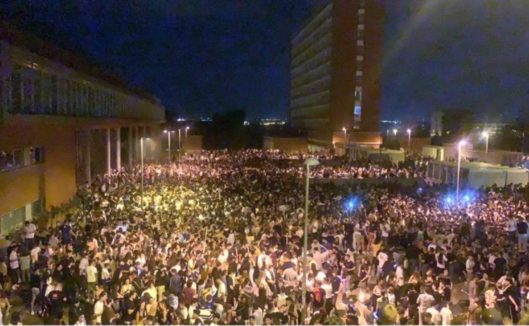 Μαδρίτη: 25.000 φοιτητές σε υπαίθριο πάρτι
