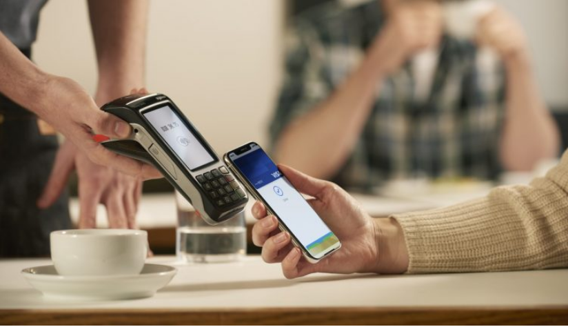 Apple Pay- Πληρώστε εύκολα με τις κάρτες της Τράπεζας Πειραιώς