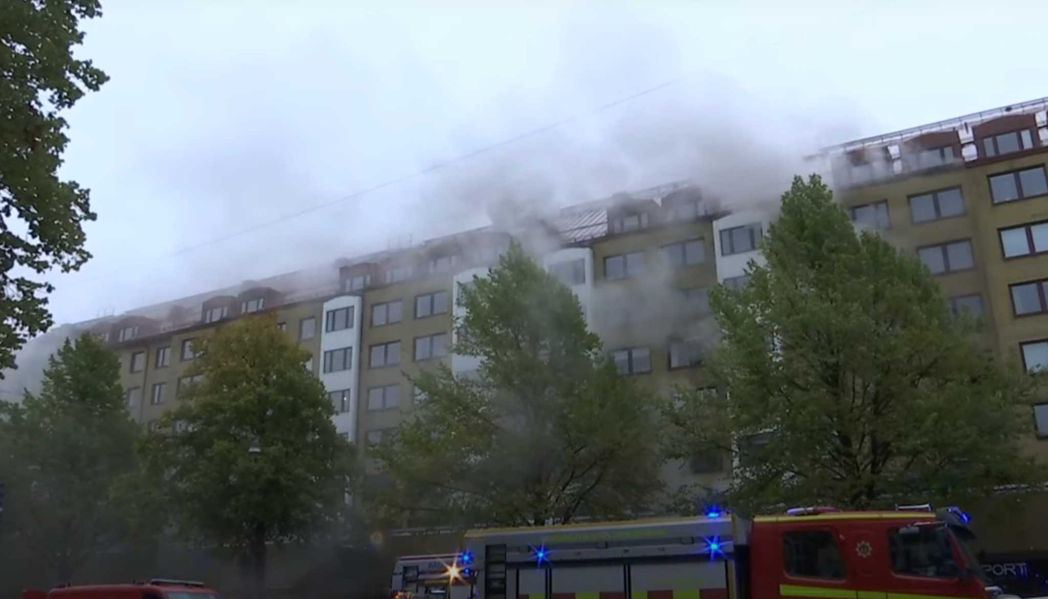 Γκέτεμποργκ: Έκρηξη σε πολυκατοικία – Πάνω από 20 τραυματίες (βιντεο)