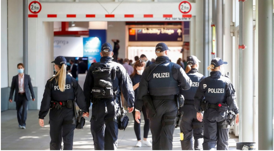 Γερμανία – Απετράπη τρομοκρατική επίθεση σε συναγωγή στο Χάγκεν