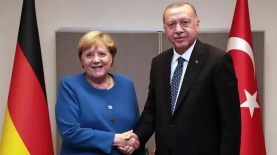 Επίσκεψη της Μέρκελ στην Κωνσταντινούπολη – Σήμερα η συνάντηση με τον Ερντογάν