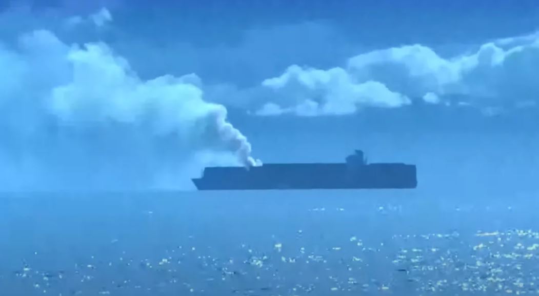 Καναδάς: Φωτιά σε πλοίο μεταφοράς εμπορευματοκιβωτίων – Εκλύονται τοξικά αέρια