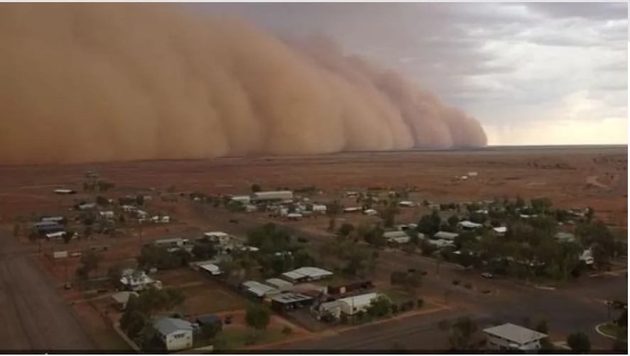 Απίστευτο βίντεο από Αυστραλία – Τεράστια αμμοθύελλα «καταπίνει» το Κουίνσλαντ