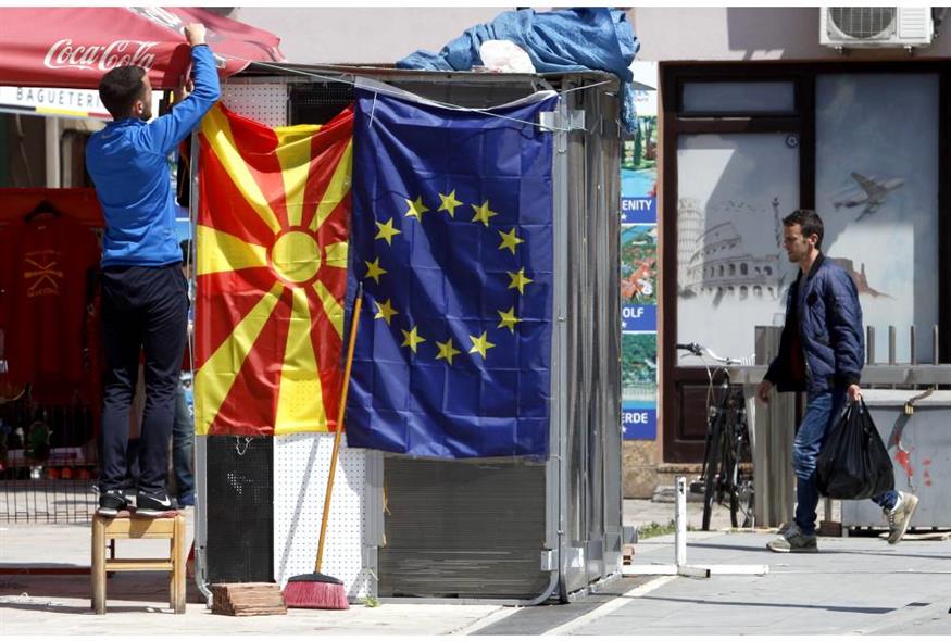 Βόρεια Μακεδονία: Tα στοιχήματα της νέας κυβέρνησης, η απόσυρση Ζάεφ