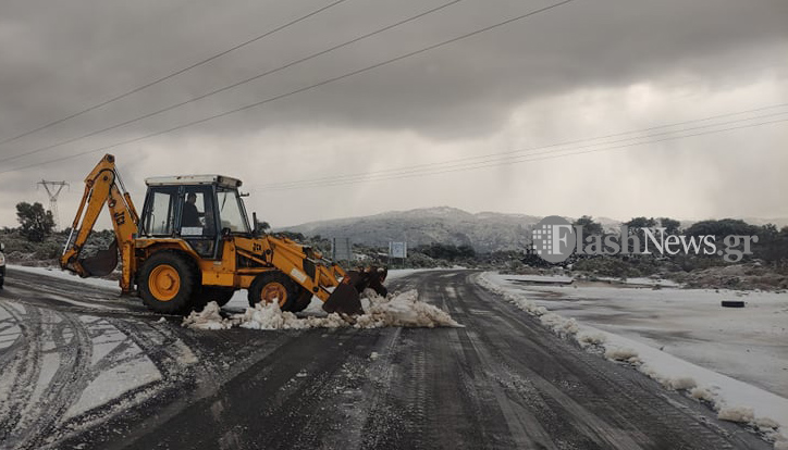 Κρήτη: Ποιοι δρόμοι έχουν κλείσει – Σε ποια σημεία χρειάζονται αντιολισθητικές αλυσίδες