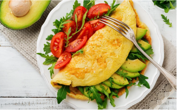 Γιατί να συμπεριλάβετε την πρωτεΐνη στο πρωινό σας αν θέλετε να χάσετε κιλά