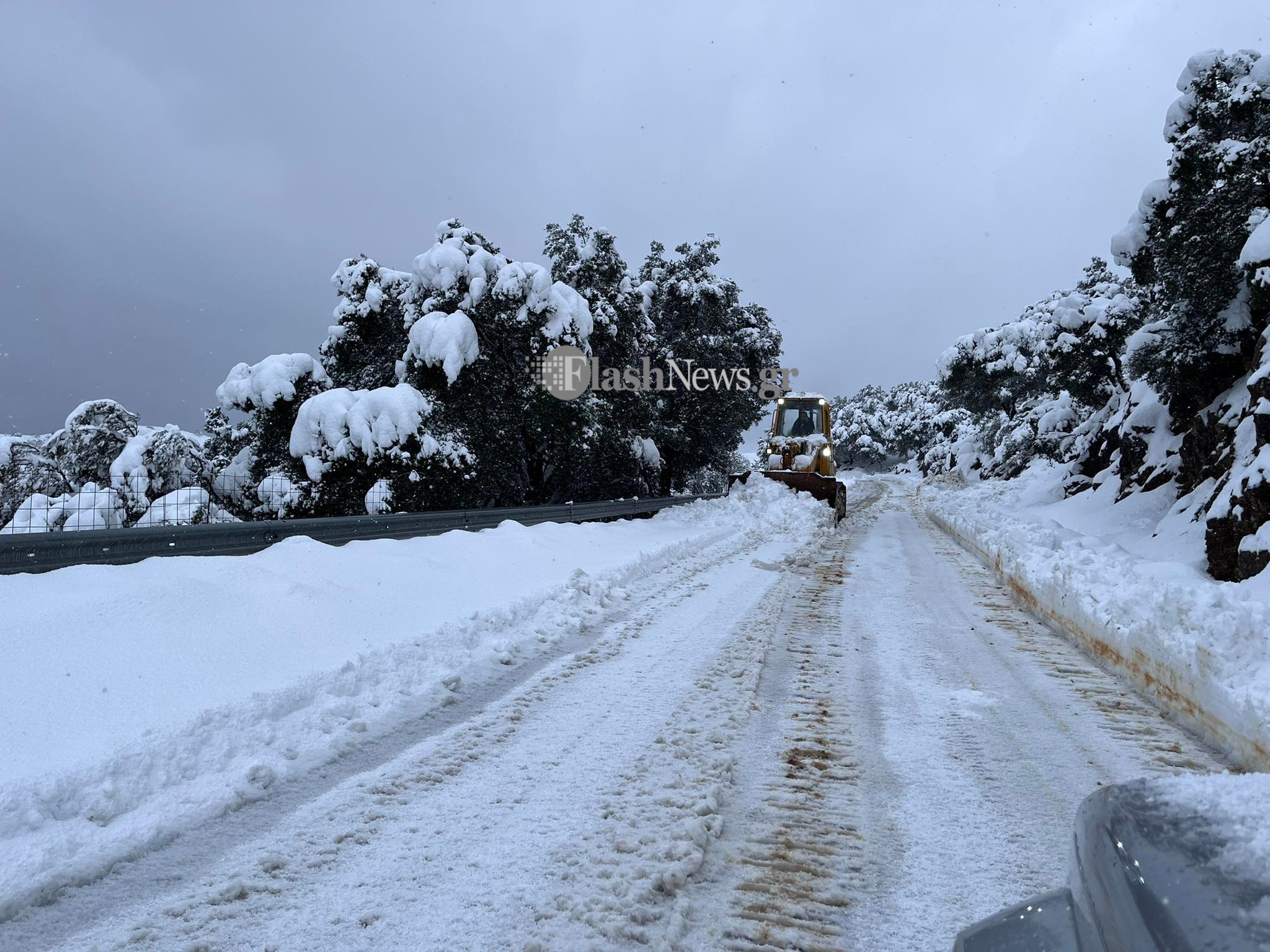 Κρήτη: Πολλοί επαρχιακοί δρόμοι κλειστοί λόγω χιονόπτωσης και παγετού