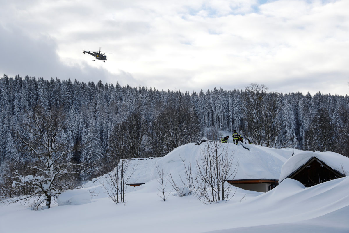 Αυστρία: Τέσσερις νεκροί και ένα αγνοούμενος από χιονοστιβάδα στο Τιρόλο