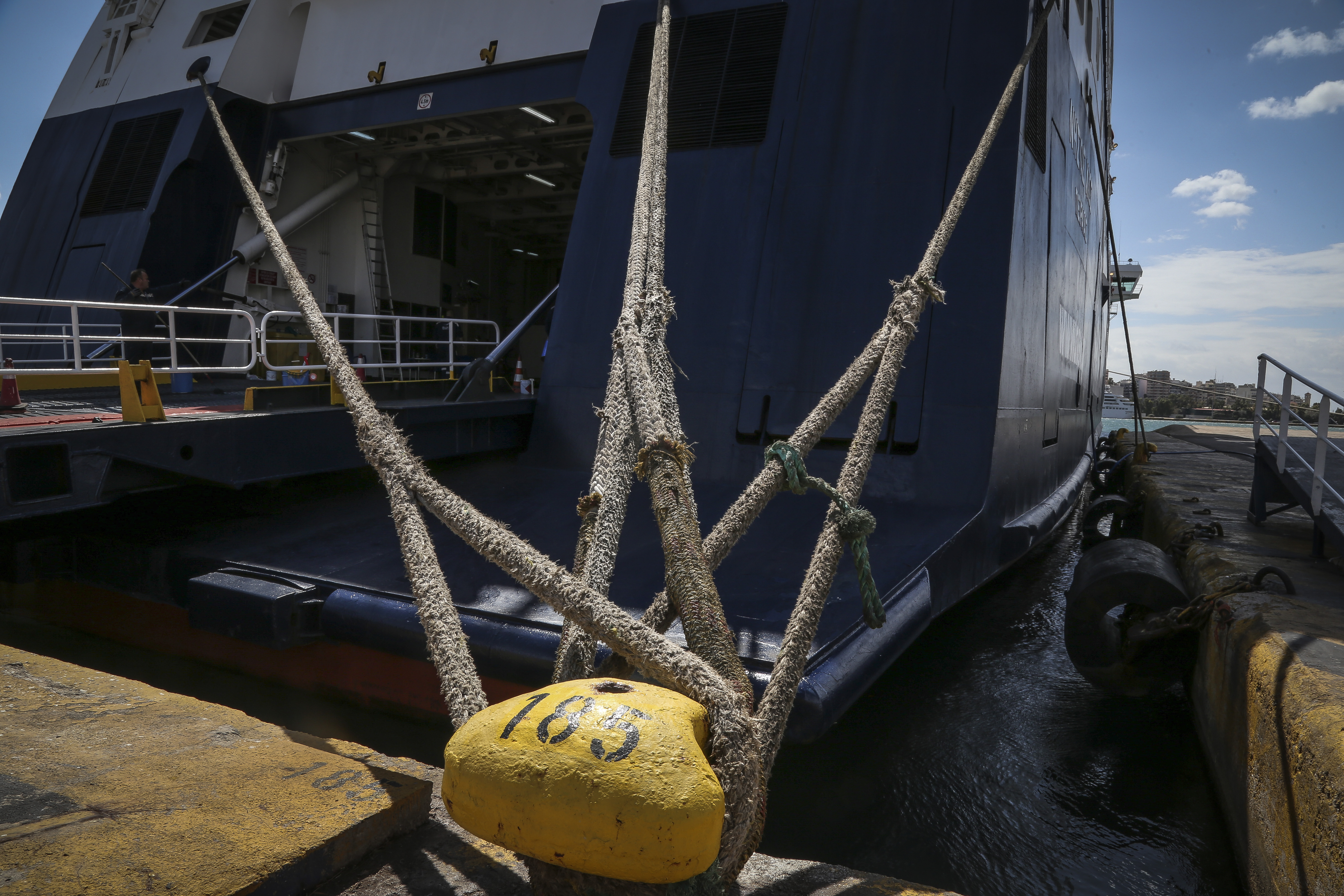 Επέστρεψε το Blue Horizon στο Λιμάνι της Σούδας λόγω των δυσμενών καιρικών συνθηκών