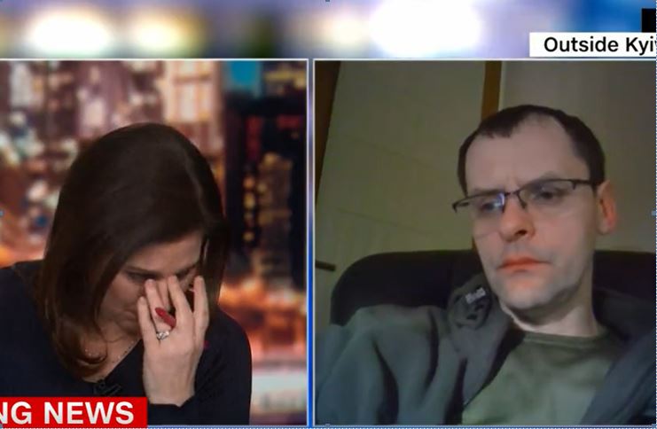 Ξέσπασε σε λυγμούς παρουσιάστρια του CNN με πατέρα από Ίρπιν που έχασε γυναίκα και παιδιά