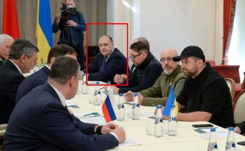 Πληροφορίες για εκτέλεση μέλους της διαπραγματευτικής ομάδας του Κιέβου λόγω κατασκοπείας