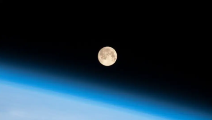 Ροζ φεγγάρι Δείτε την εντυπωσιακή φωτογραφία της NASA