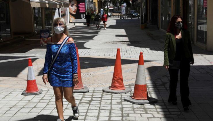 Κύπρος: Υποχρεωτική ξανά η μάσκα παντού