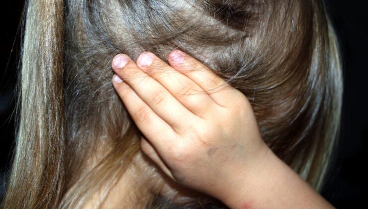 Σοκαριστική υπόθεση: 13χρονη στο Ηράκλειο κατήγγειλε ότι τη βίαζε ο πατριός της