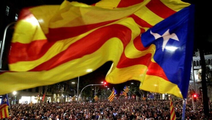Αναβρασμός στην Ισπανία Οι μυστικές υπηρεσίες κατασκόπευαν Καταλανούς αυτονομιστές