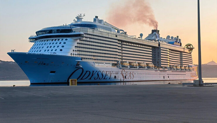 Χανιά: Κρουαζιερόπλοιο – «πλωτή πολιτεία» βρίσκεται για πρώτη φορά στο Λιμάνι της Σούδας