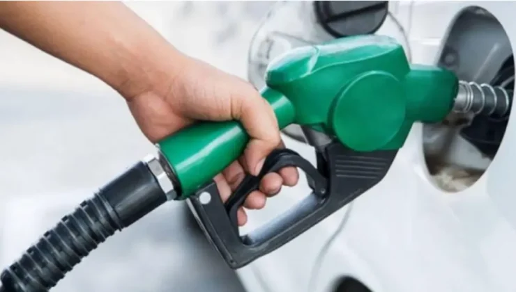 Επιδότηση καυσίμων – fuel pass: Τελευταία ευκαιρία σήμερα για τις αιτήσεις