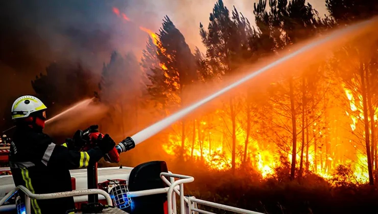 Meteo: Οι 10 πιο ακραίες πυρκαγιές στην Ελλάδα τα τελευταία 20 χρόνια