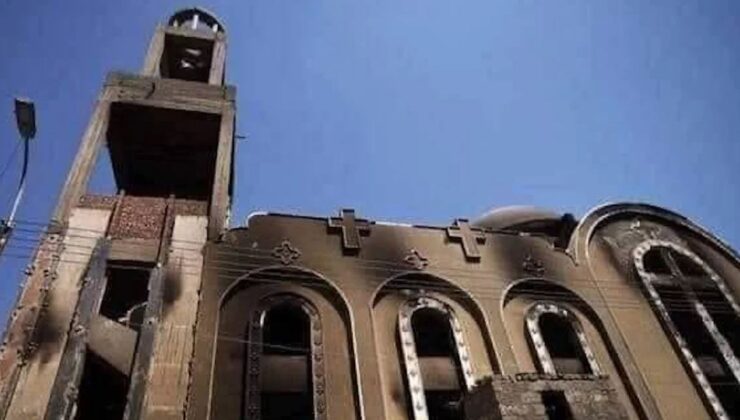 Φονική φωτιά σε εκκλησία στην Αίγυπτο: Τουλάχιστον 35 νεκροί και 45 τραυματίες -Πώς ξέσπασε