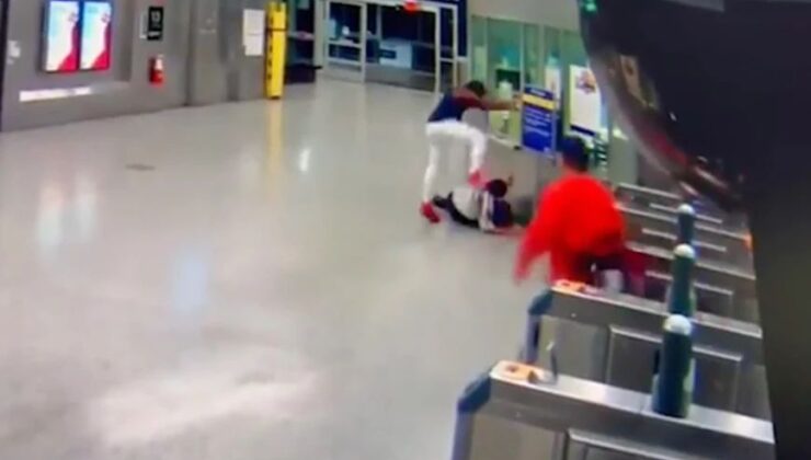 Βίντεο με επίθεση – σοκ σε σταθμό του μετρό: Της μίλησε, τον αγνόησε και την έσπασε στο ξύλο