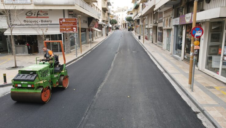 Συνεχίζονται οι ασφαλτοστρώσεις δρόμων στον Δήμο Ηρακλείου
