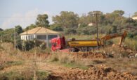 Χανιά: Ξεκίνησαν οι εργασίες για την αποκατάσταση της εκβολής του ποταμού Μορώνη