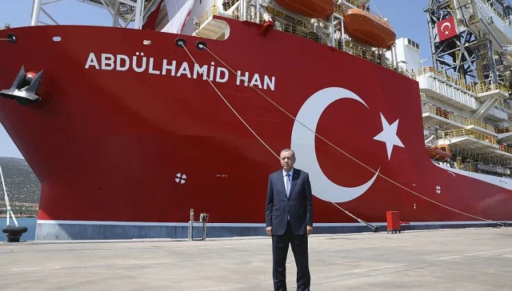 Η Τουρκία βγάζει το γεωτρύπανο «Αμπντουλχαμίτ Χαν» στην Ανατολική Μεσόγειο