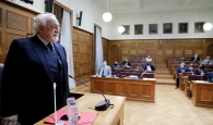 Ειδικό Δικαστήριο: «Του ζήτησαν να τους βοηθήσει να στηθεί κανάλι και εφημερίδα», κατέθεσε η γραμματέας του Καλογρίτσα