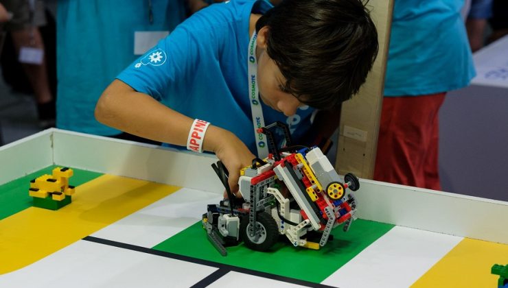 Η «έξυπνη» πόλη του μέλλοντος στον Πανελλήνιο Διαγωνισμό STEM & Εκπαιδευτικής Ρομποτικής 2023