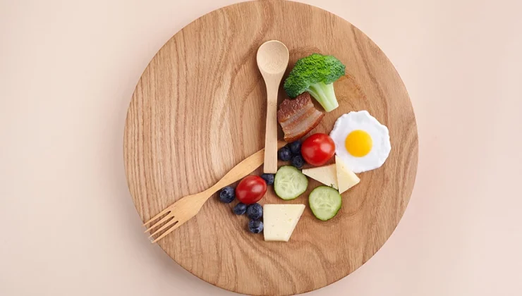 Απώλεια βάρους: Τα 5 πιο υγιεινά τρόφιμα που πρέπει να έχετε στο ψυγείο για να χάσετε πιο γρήγορα κιλά