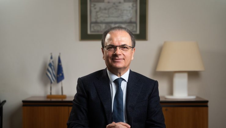 Ο Γιώργης Μαρινάκης ως πρόεδρος της ΕΔΕΥΑ σε συναντήσεις για τα προβλήματα των επιχειρήσεων ύδρευσης