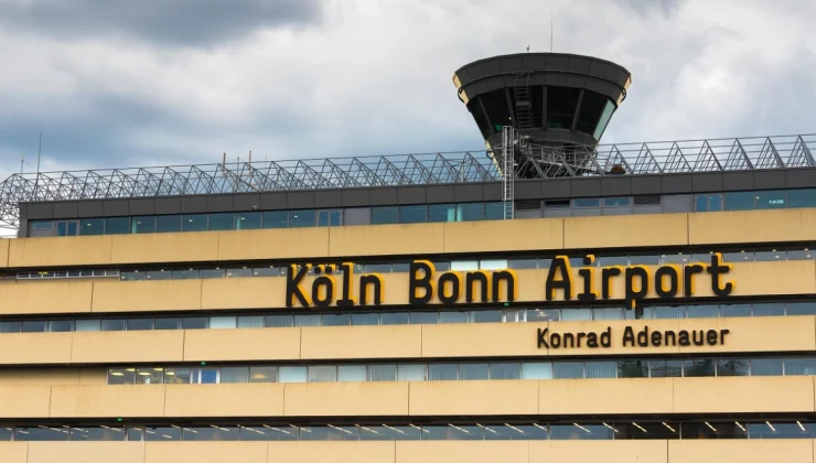 Γερμανία: 57χρονος έπεσε με το όχημά του πάνω σε πεζούς στο αεροδρόμιο της Κολωνίας