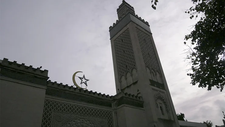 Αντιδράσεις στη Γαλλία για τα εγκαίνια τζαμιού από ακροδεξιό βουλευτή της Λεπέν