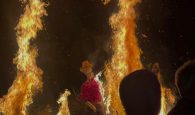 Χανιά: Τηρήθηκε και φέτος το έθιμο – Στην πυρά ο Ιούδας το βράδυ της Ανάστασης