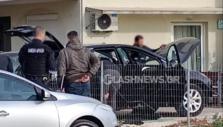Χανιά: Πυροβόλησαν το αυτοκίνητο δημοτικής συμβούλου έξω από το σπίτι της (φωτο)
