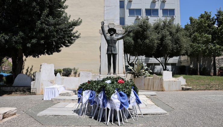 Σε κλίμα συγκίνησης πραγματοποιήθηκε στην Πλατεία εργατικής Πρωτομαγιάς στην Αθήνα η εκδήλωση μνήμης και τιμής για τον αγωνιστή Σταύρο Καλλέργη