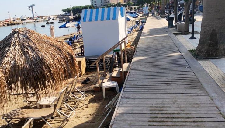 Νέα Χώρα Χανίων: Απαράδεκτες καταστάσεις στην παραλία καταγγέλλει ο εξωραϊστικός σύλλογος (φωτο)