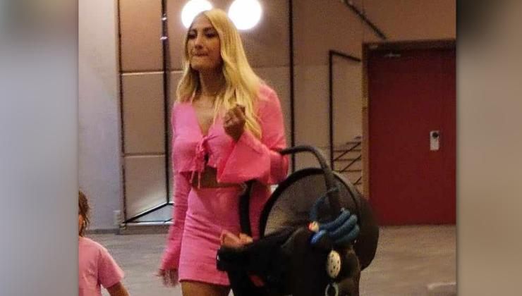 Ιωάννα Τούνη: Ντύθηκε στα ροζ και πήγε στην πρεμιέρα της «Barbie» (φωτο)