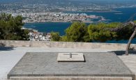 Δήμος Χανίων και Εθνικό ίδρυμα «Ελευθέριος Κ. Βενιζέλος»: «Οι τάφοι των Βενιζέλων δεν είναι χώρος για κομματικές εκδηλώσεις»