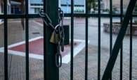 Χανιά: Υπό κατάληψη γυμνάσια και λύκεια για τα 15 χρόνια από τη δολοφονία Γρηγορόπουλου – Επεισόδιο με καπνογόνα σε γυμνάσιο