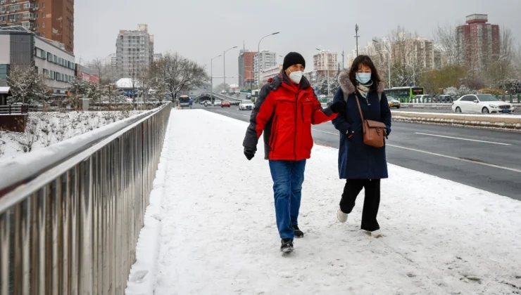 Το πρώτο χιόνι κάλυψε το Πεκίνο – Η θερμοκρασία αναμένεται να πέσει στους -20 βαθμούς Κελσίου