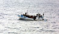 Τέσσερις σοροί βρέθηκαν σε σκάφος που έπλεε ακυβέρνητο κοντά στις νοτιοανατολικές ακτές της Ισπανίας