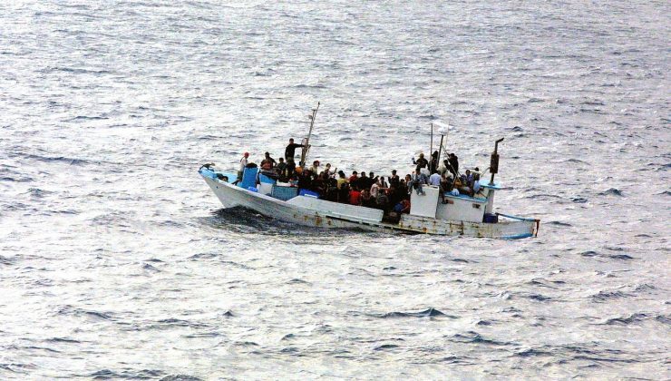 Συνελήφθη ένας άνδρας για τη διακίνηση μεταναστών που εντοπίστηκαν νότια της Κρήτης