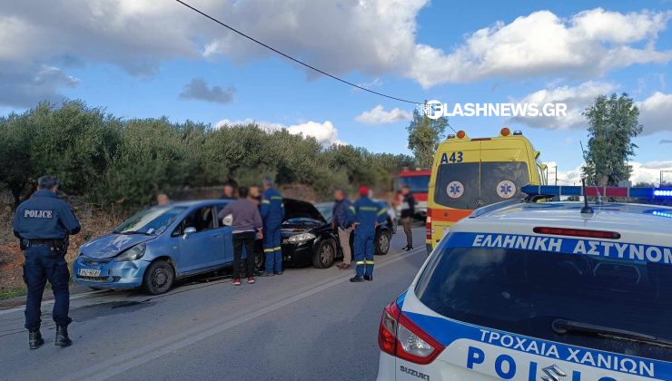 Χανιά: Καραμπόλα τριών αυτοκινήτων κοντά στο Πυθάρι – Εγκλωβίστηκε ένα άτομο σε όχημα (φωτο)