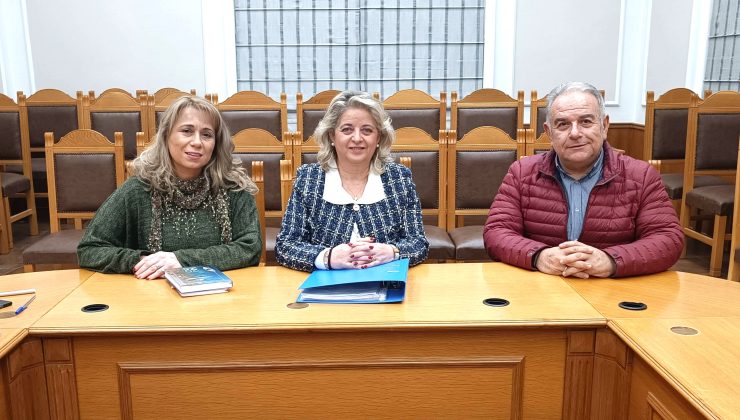 Ηράκλειο: Εκπρόσωποι του συλλόγου ιδιοκτητών κέντρων γλωσσών PALSO στη Περιφέρεια Κρήτης