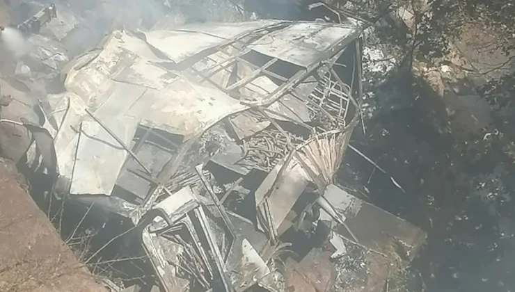 Τραγωδία στη Νότια Αφρική: Λεωφορείο με 46 άτομα έπεσε από γέφυρα -Επέζησε μόνο ένα παιδί
