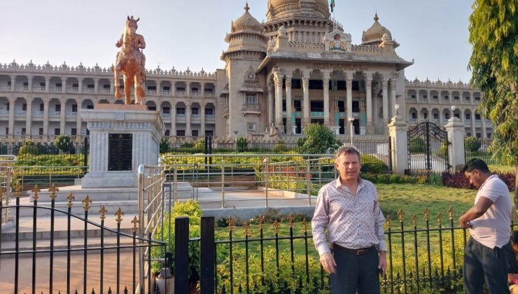Στο Bangalore της Ινδίας ταξίδεψε ο Αριστείδης Τσατσάκης